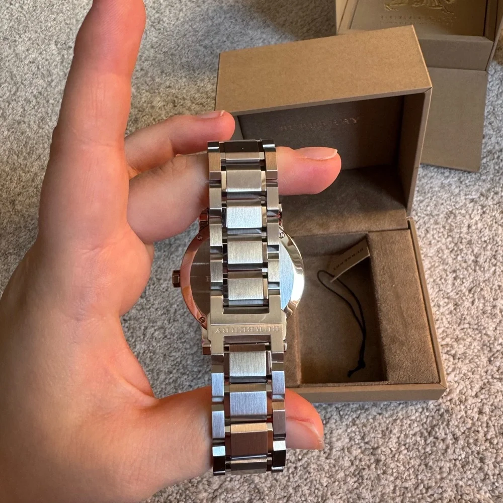 Sold - Picture 6 of 8